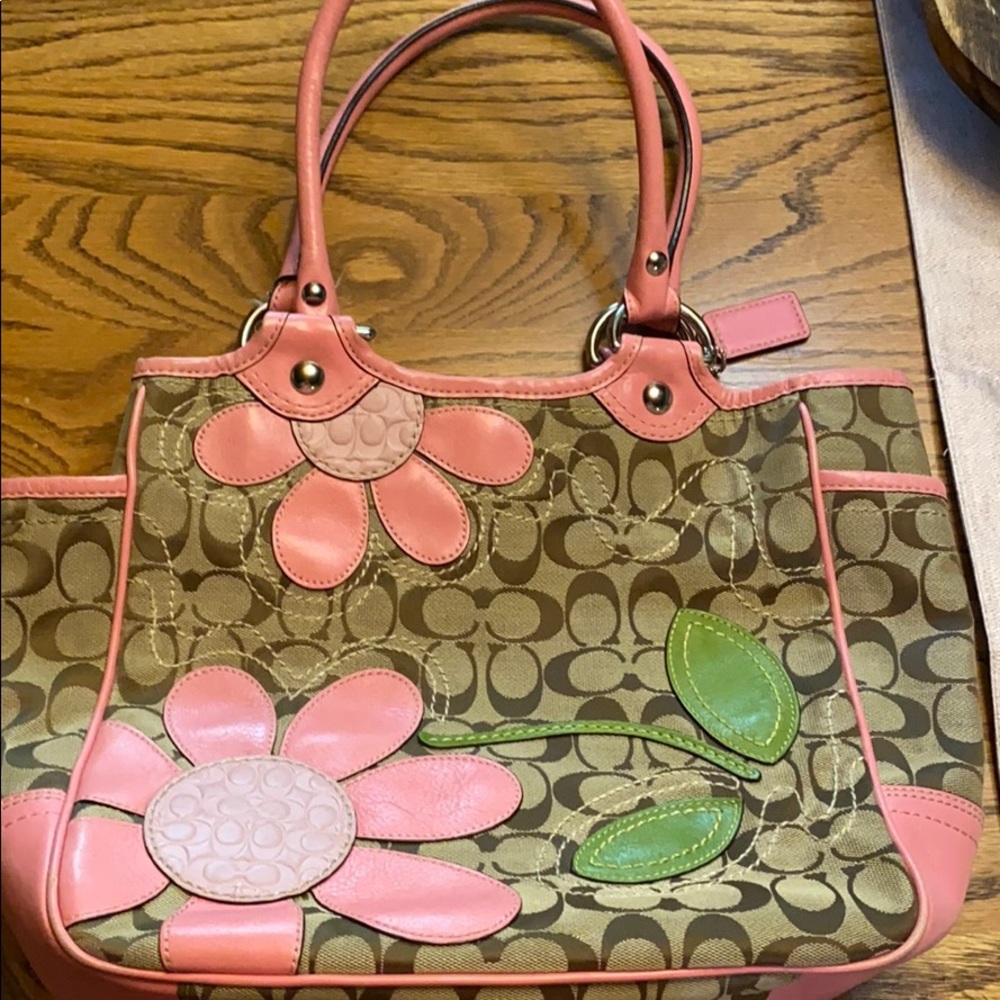 Coach purse leather flowers!!!